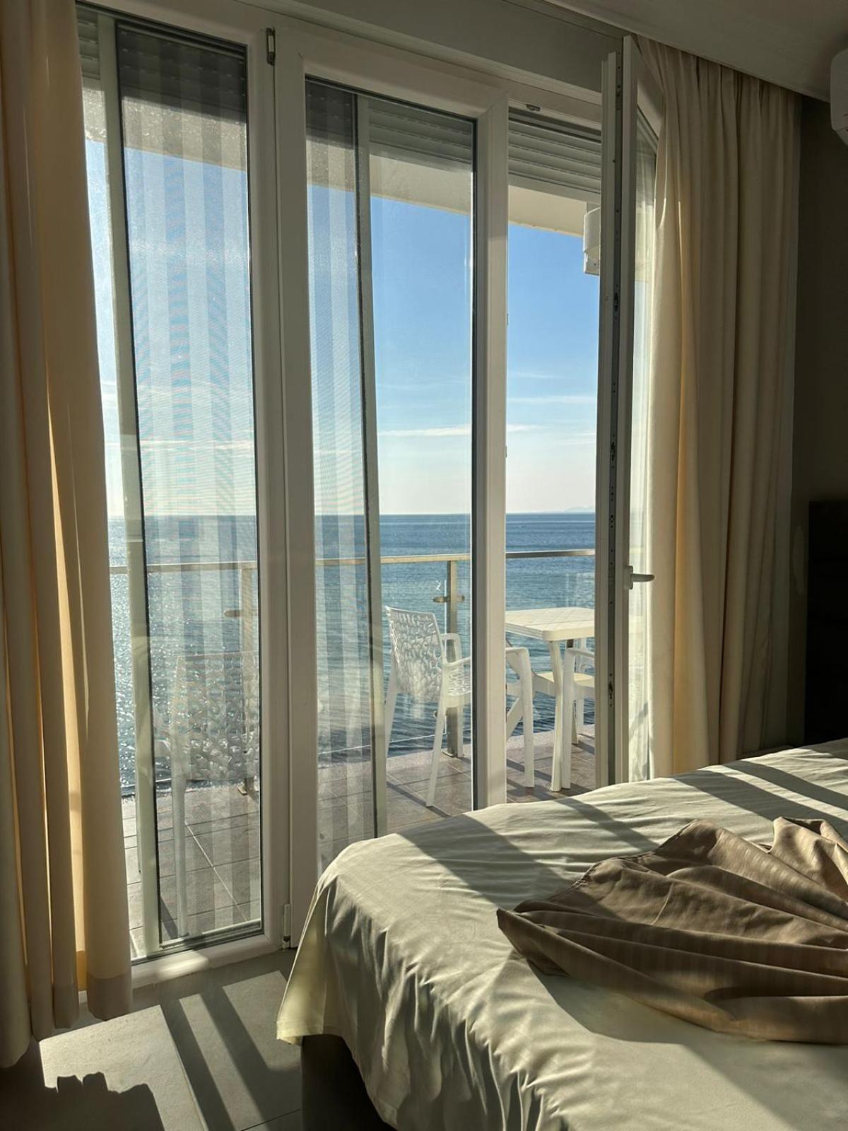 Deluxe With Balcony Shengjin