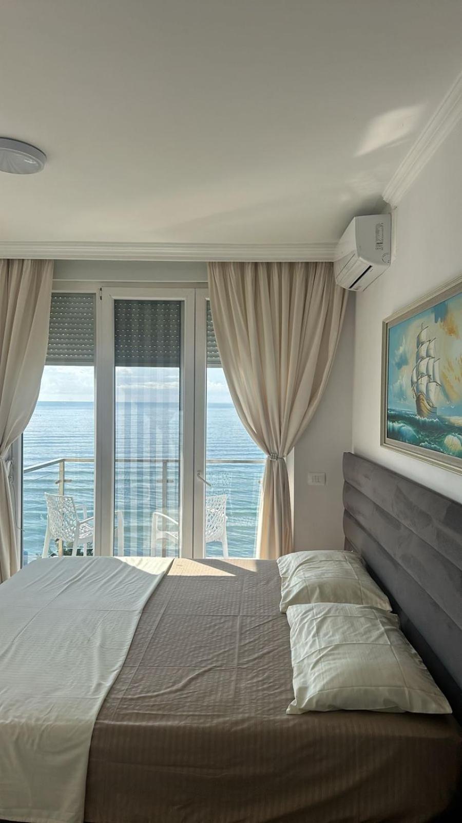 Deluxe With Balcony *