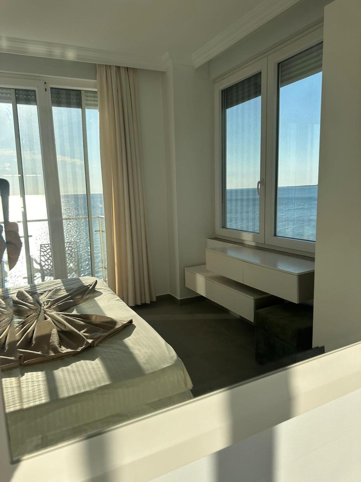 Deluxe With Balcony Apartament Shëngjin