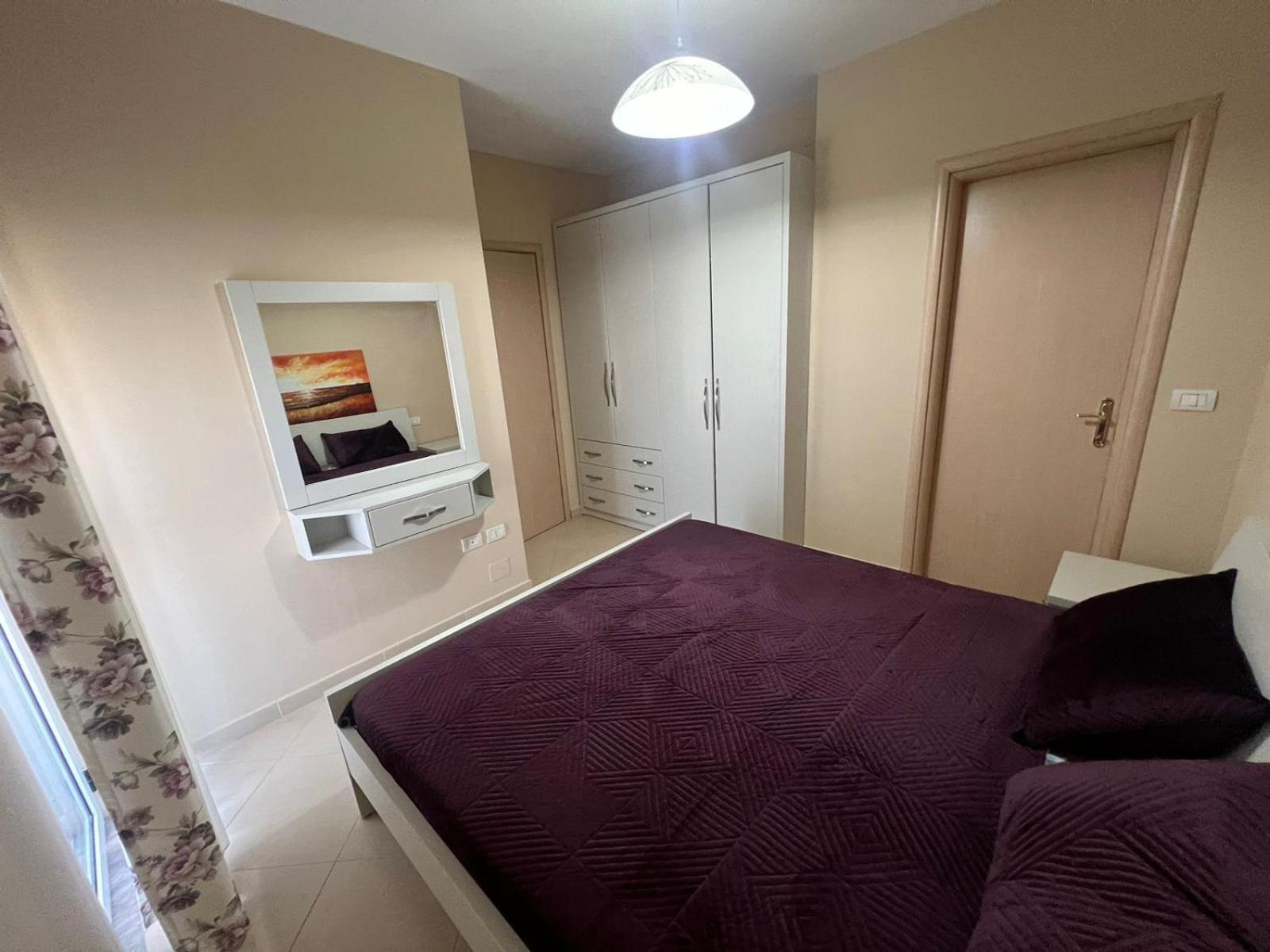 Deluxe With Balcony Apartament Shëngjin